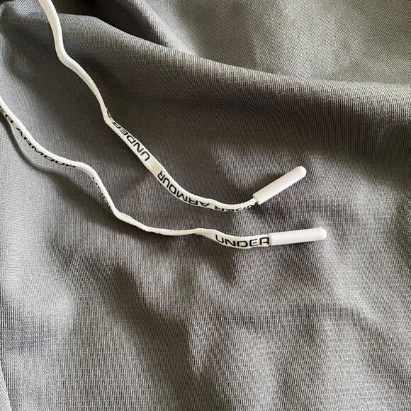 Under Armour Women's Fitted Challenger Knit Athletic Pants. Gray. Medium. Logo - Picture 7 of 12